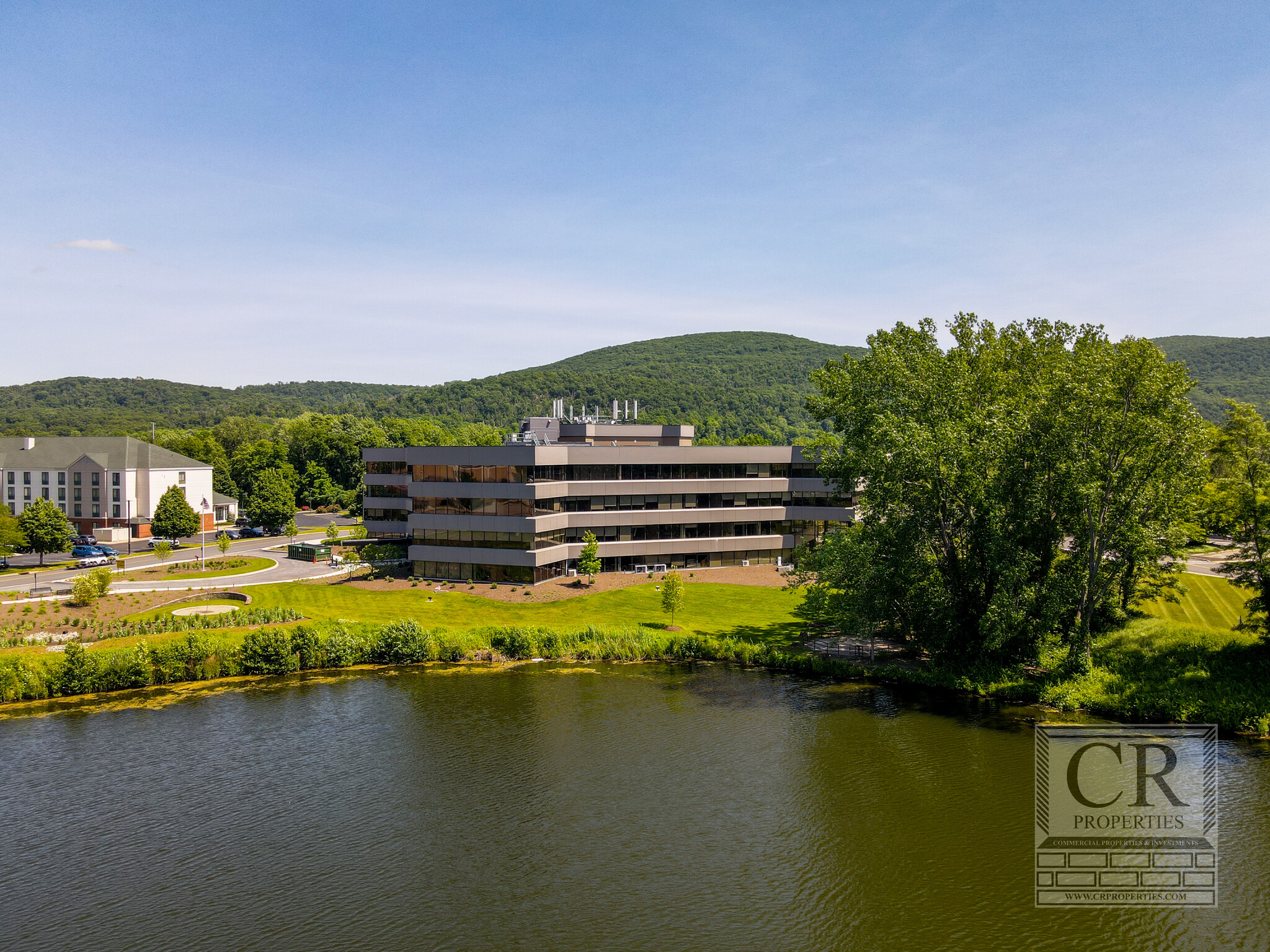 Class A Office Building - I-84 & U. S. Route 9